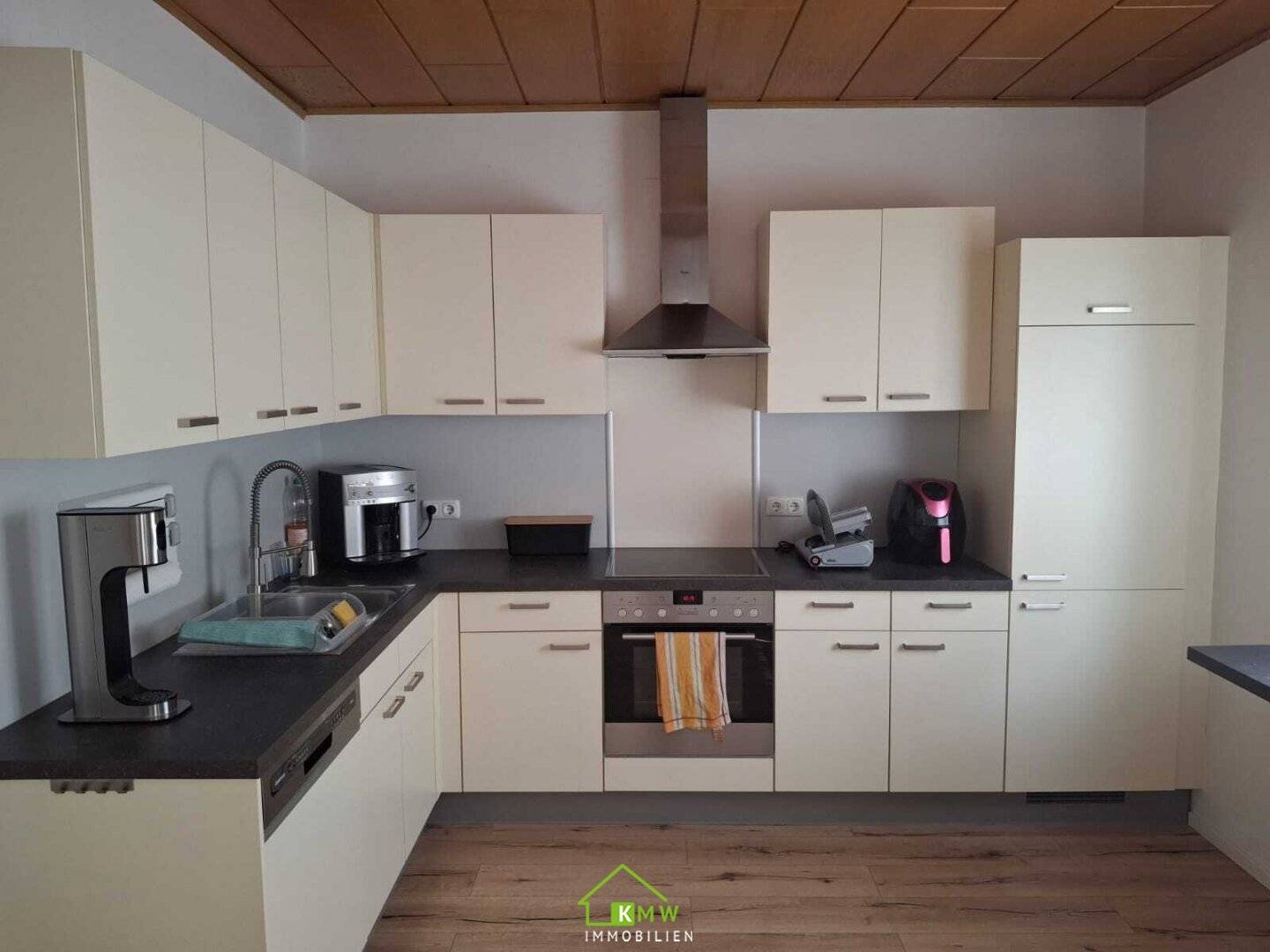 Sanierte 3-Zimmer-Wohnung in zentraler Ruhelage