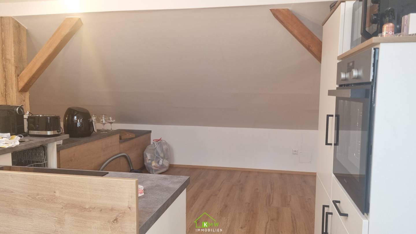 3-Zimmer-Dachgeschoßwohnung in zentraler Ruhelage