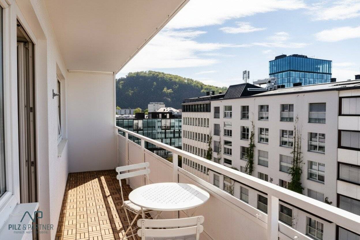 First occupancy after renovation 2-room apartment Elisabeth Vorstadt