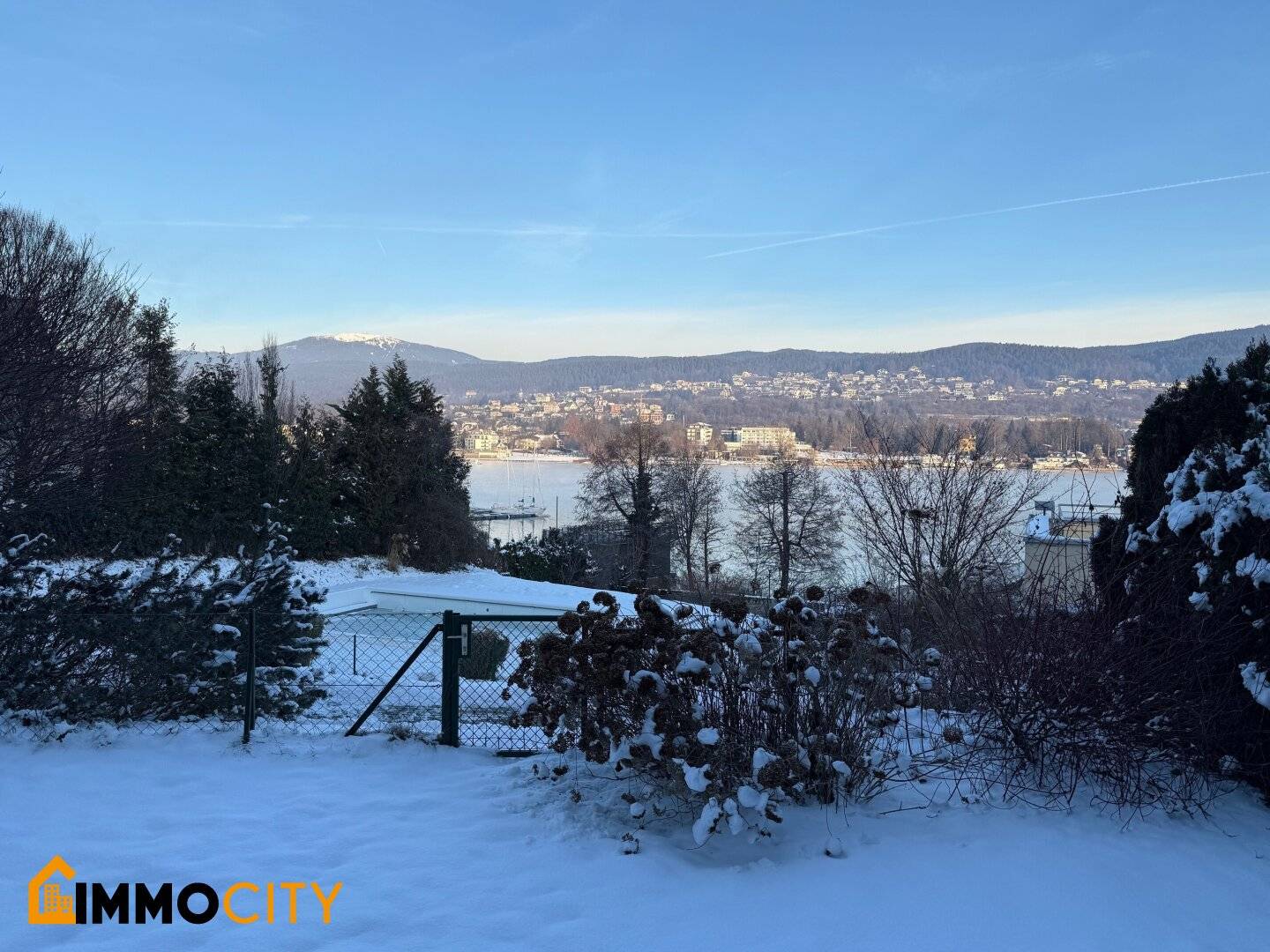 Exklusives Seeappartement mit Garten, Terrasse und touristischer Widmung – Haus A Top 2 in Velden