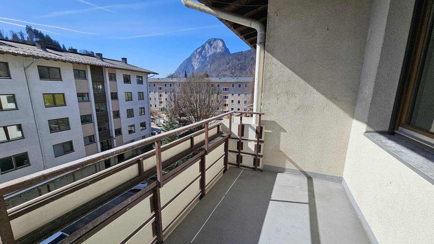 Sanierte 4-Zimmerwohnung mit Loggia in Kufstein-Zell zu kaufen