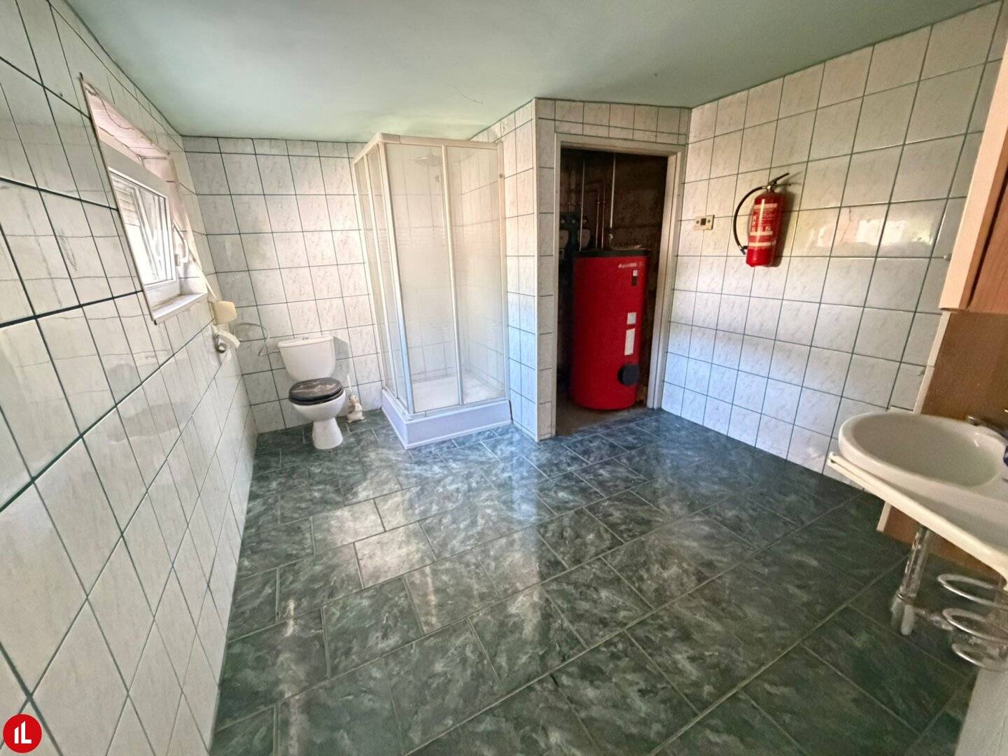 Sanierungsobjekt auf 775 m² Eckgrundstück | viel Fläche, Nebengebäude & Prüfbedarf
