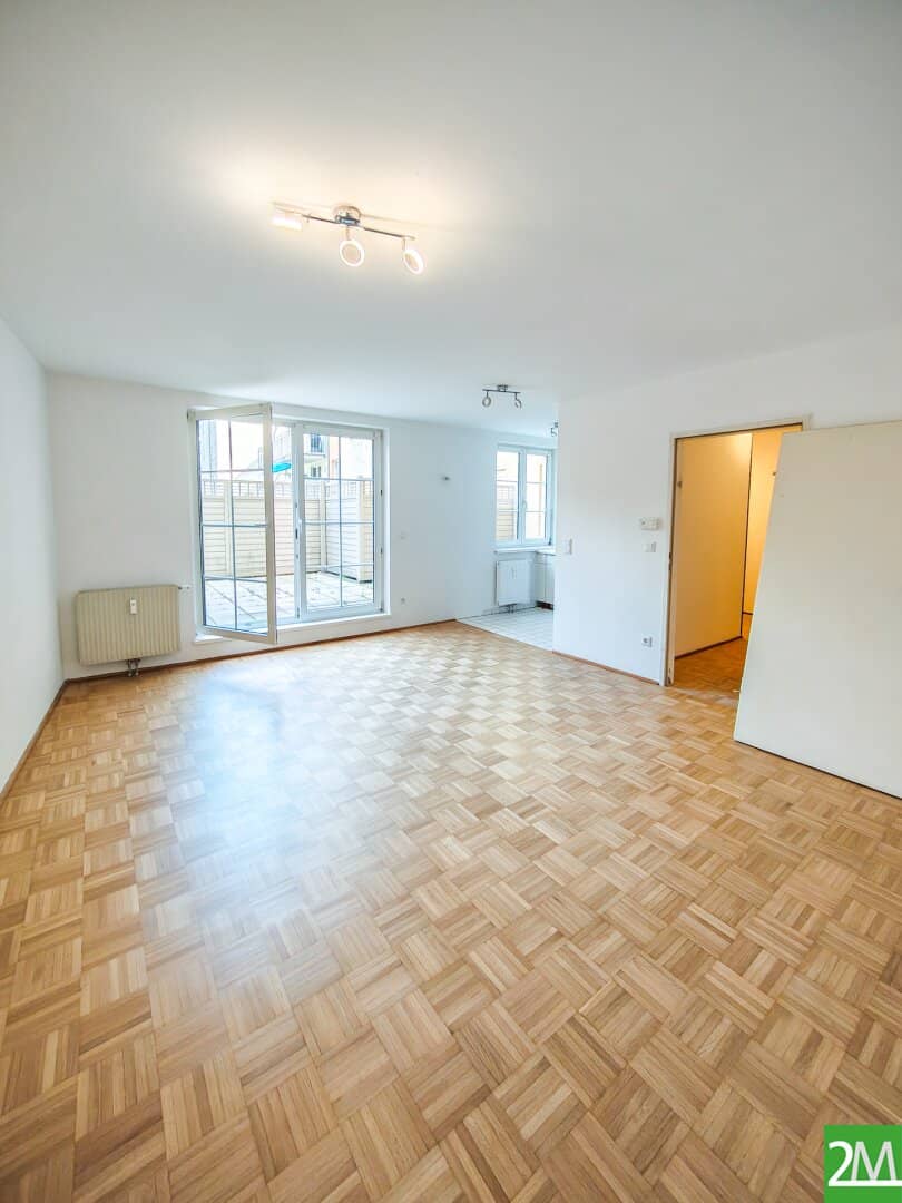 Well-maintained 2 room apartment with terrace