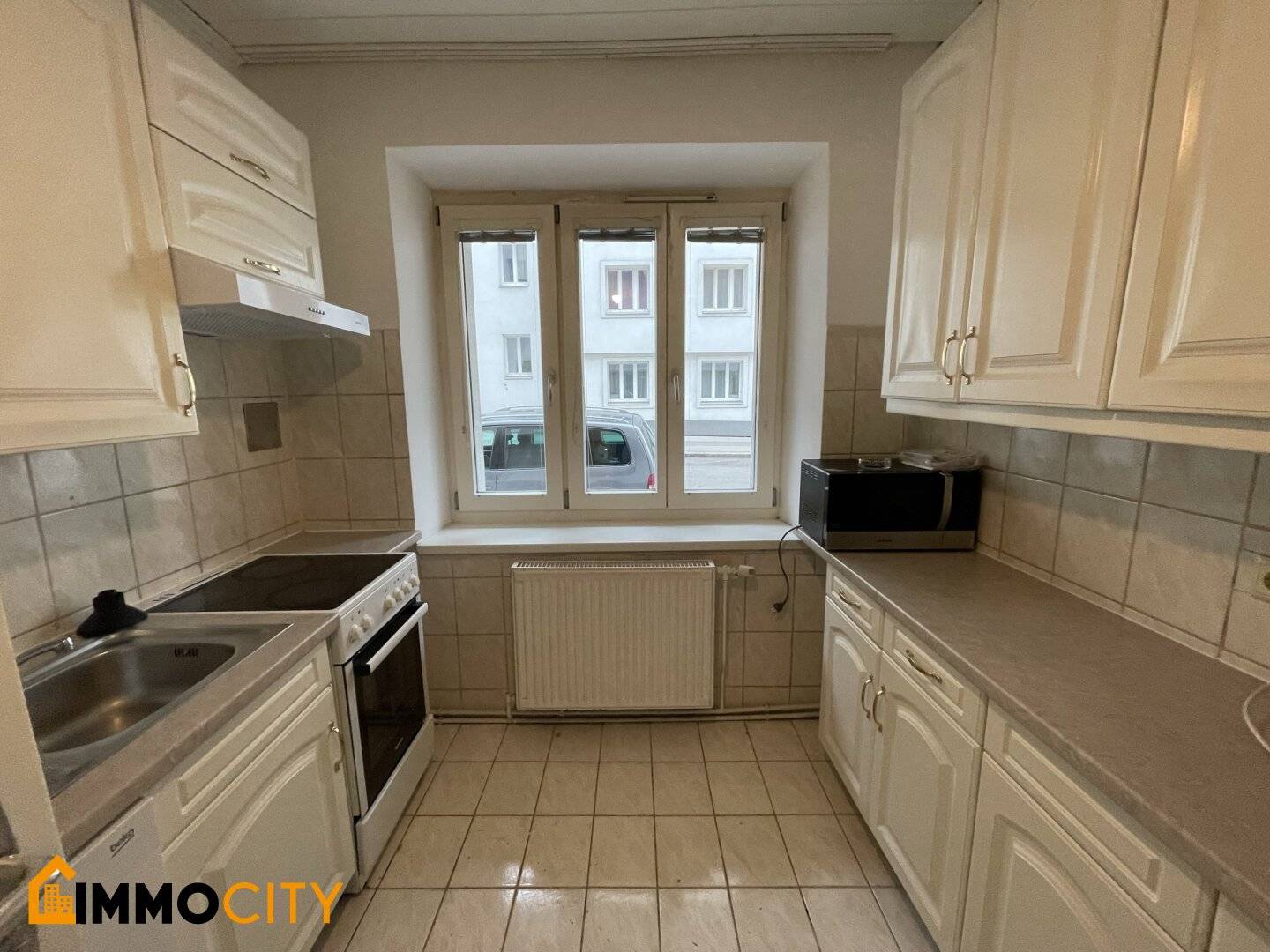 Well kept 3 room apartment: Invest in 1060 Vienna with 2.5% return in