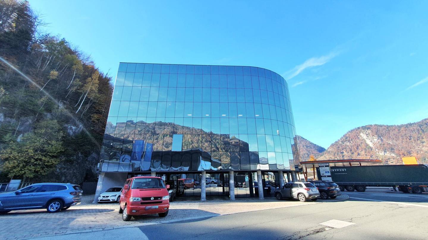 Außenansicht, Büroflächen in sehr günstiger Lage zu mieten