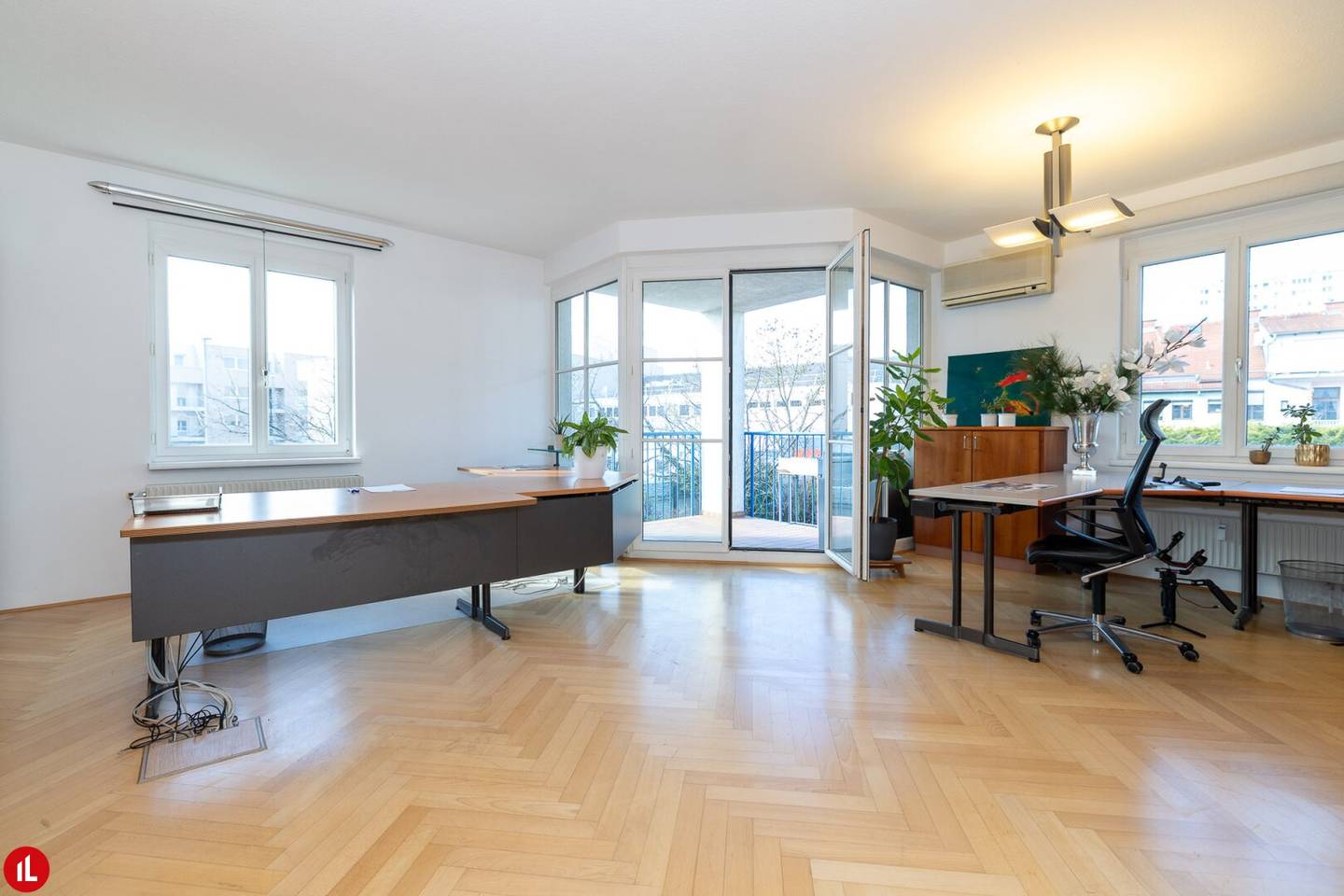 Modern office in Schwechat