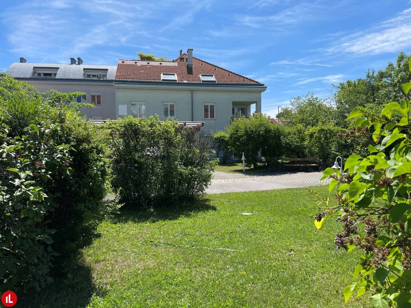 Office near Vienna and the airport