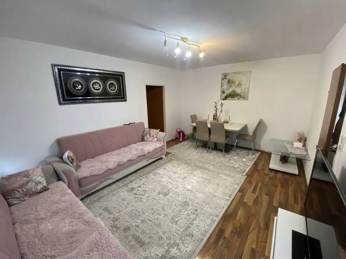 Well-maintained 2-room apartment with Loggia in RODAUN - right next to the Liesingbach