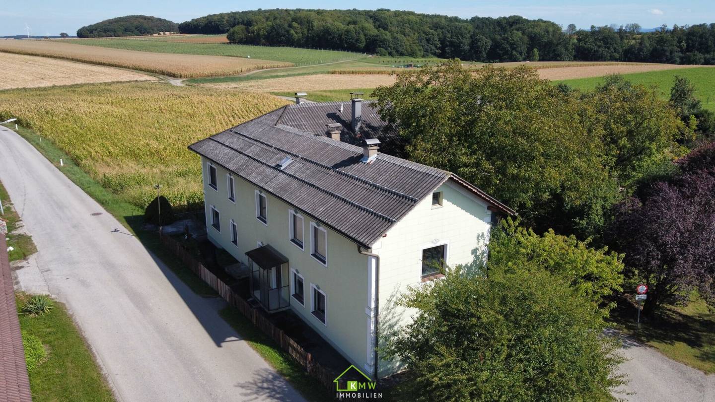 NEUER PREIS: großzügiges Wohnhaus mit zwei Wohneinheiten in Stadtnähe