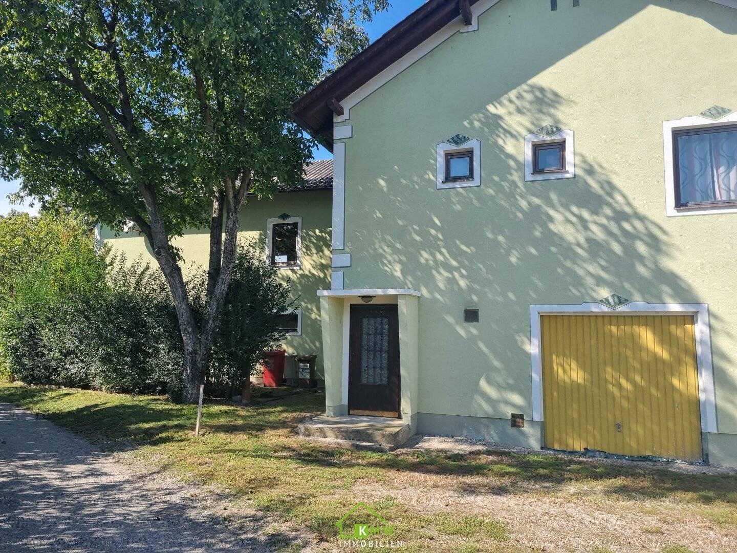 NEUER PREIS: großzügiges Wohnhaus mit zwei Wohneinheiten in Stadtnähe