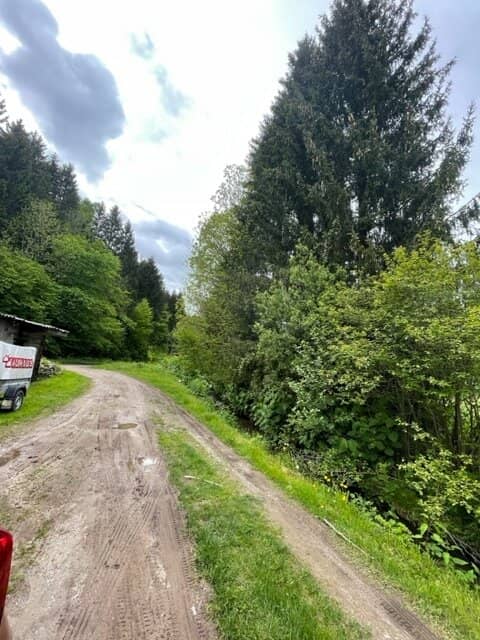 Grundstück am Bach!