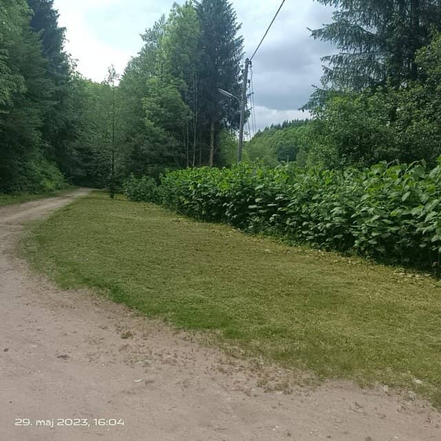 Grundstück am Bach!
