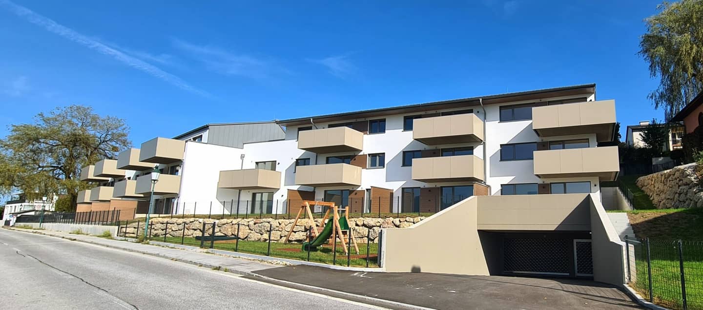 BERGHEIM: Stylische 88 m² Wohnung mit Sonnenbalkon und Panoramablick!