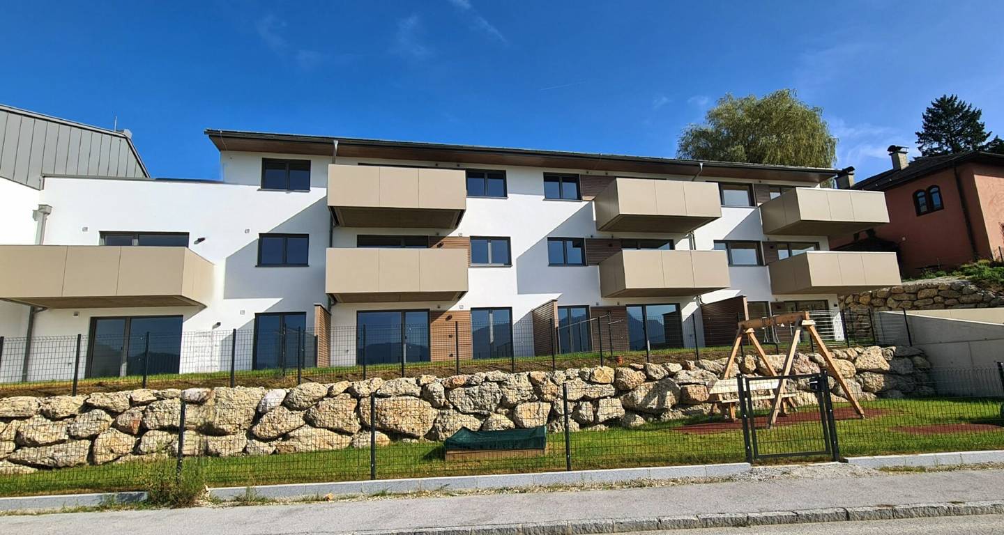 BERGHEIM: Stylische 88 m² Wohnung mit Sonnenbalkon und Panoramablick!