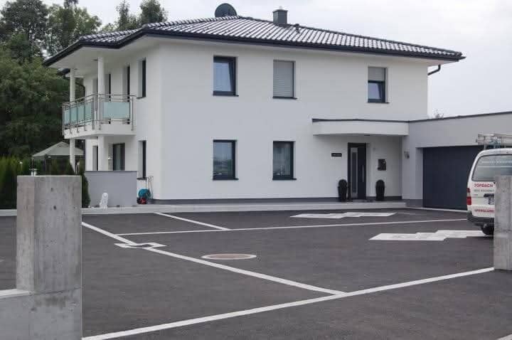 Exklusives Wohnensemble mit Einfamilienhaus und Bungalow – Wohnen auf höchstem Niveau in idyllischer Lage