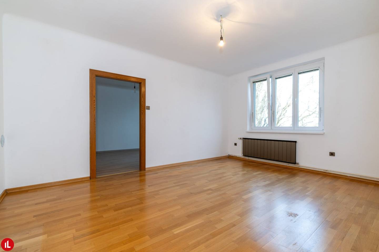 HIMBERG NÄHE WIEN | EIGENTUMSWOHNUNG | 3 ZIMMER | AUTOABSTELLPLATZ IM EIGENTUM | RUHELAGE | EUR 198.000,-