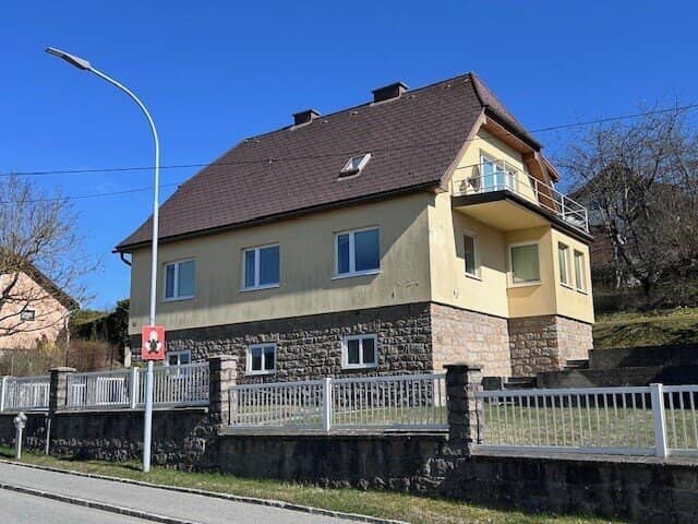 Gr. Einfamilienhaus in Heidenreichstein