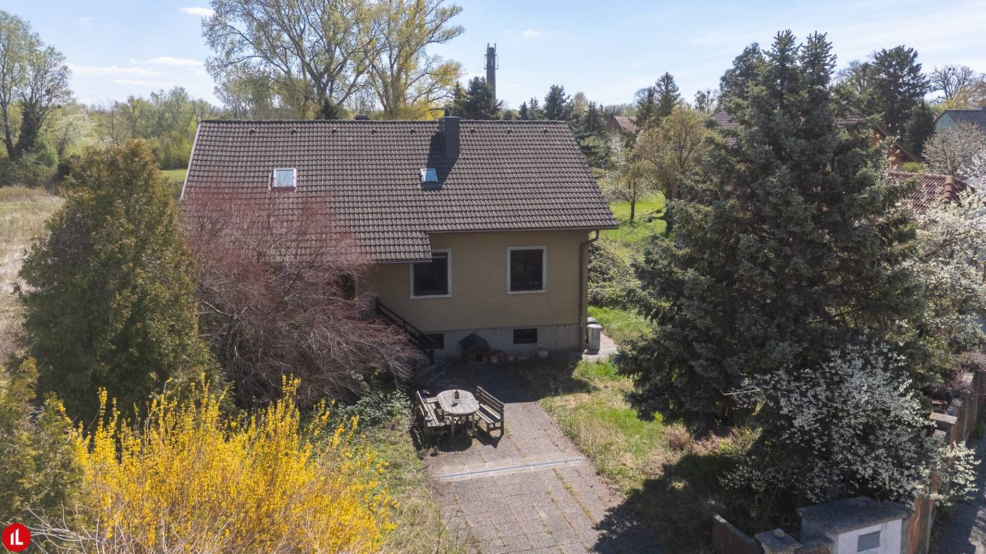 Großzügiges Grundstück (1.845 m²) mit Bestandshaus | Ruhe, Grünlage & Entwicklungspotenzial