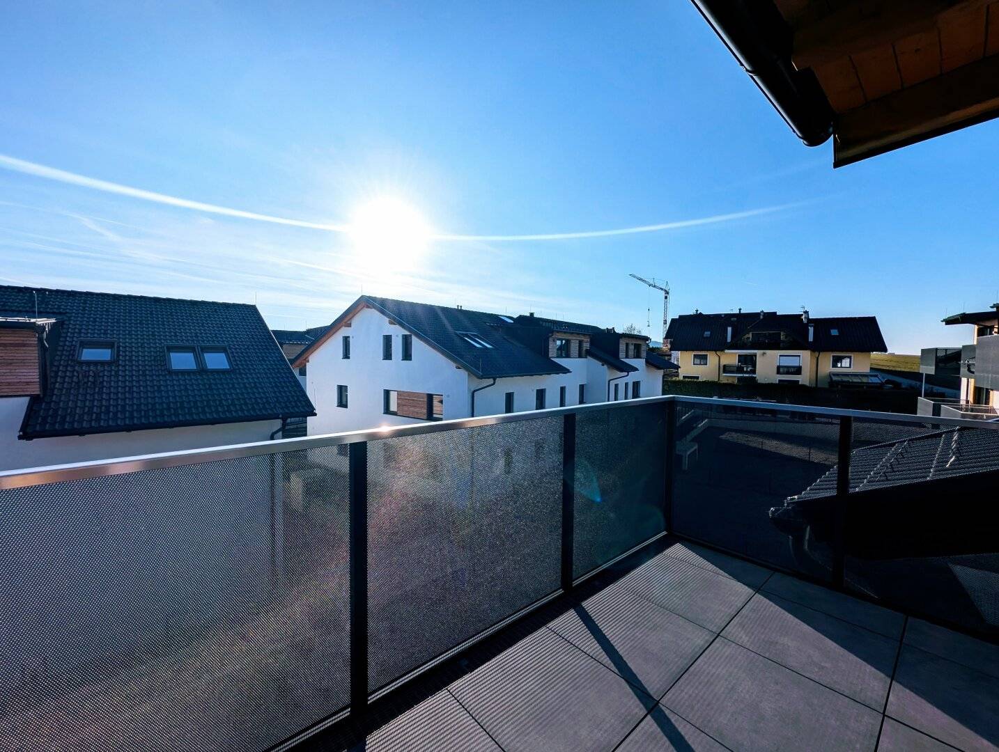 Charming 4 room attic first occupancy apartment with balcony in the town center of Hallwang