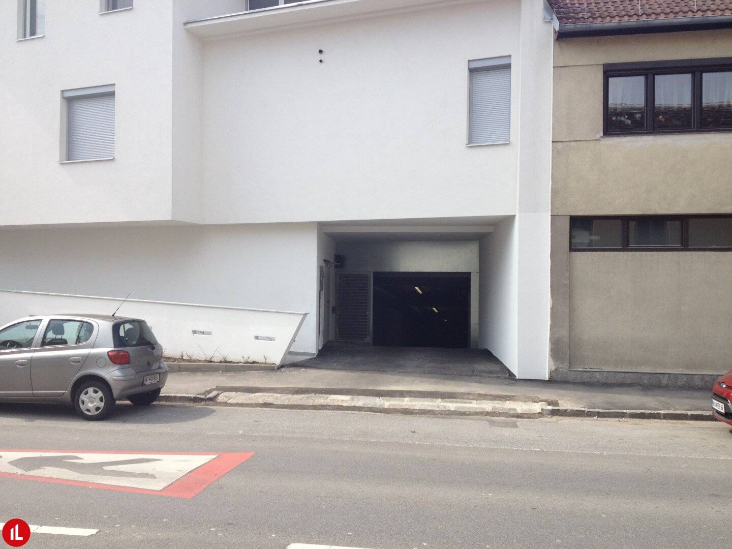 Himberg | Parkgarage | direkt am Hauptplatz zu mieten!