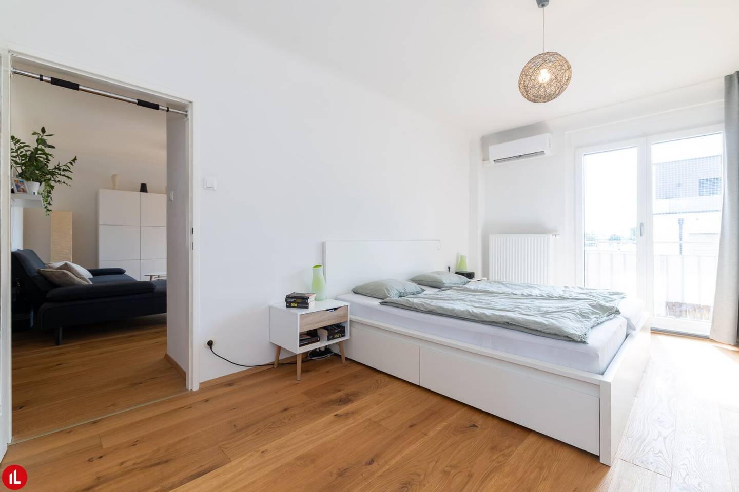 Modernisierte 2-Zimmer-Wohnung mit zwei Loggien | Klimaanlage | gepflegter Zustand