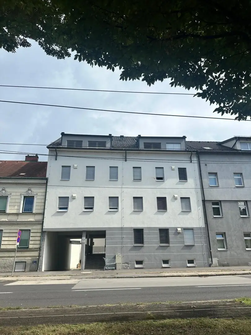Place your offer - Income generating property in Linz - 2021 completely renovated - fully rented