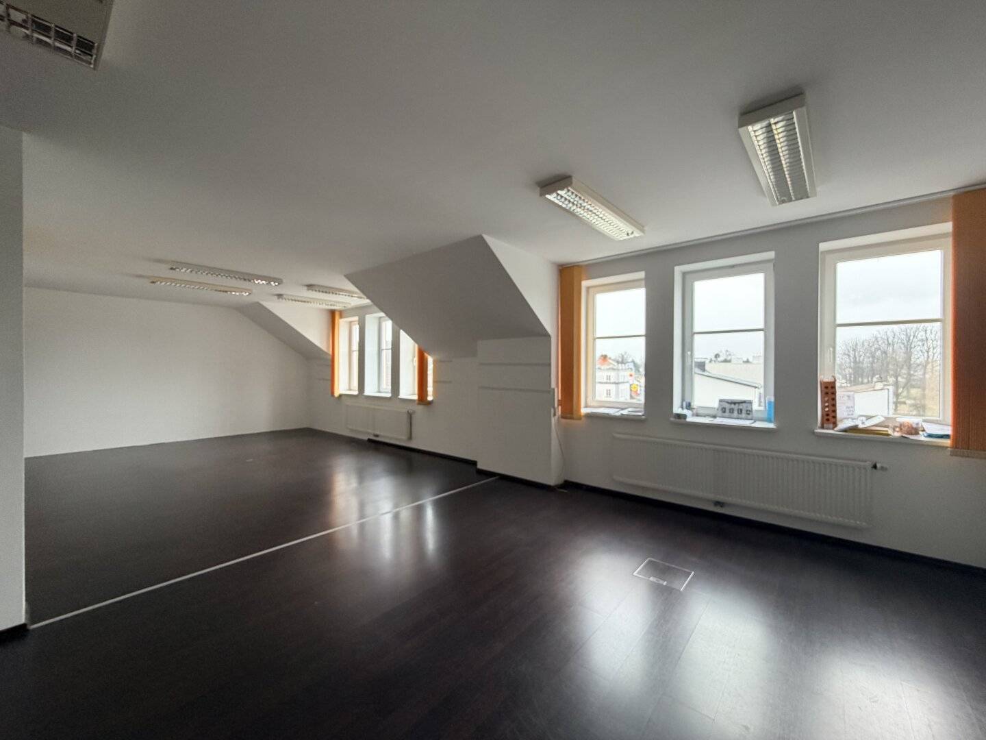 Modern Office / Practice in a Top Central Location