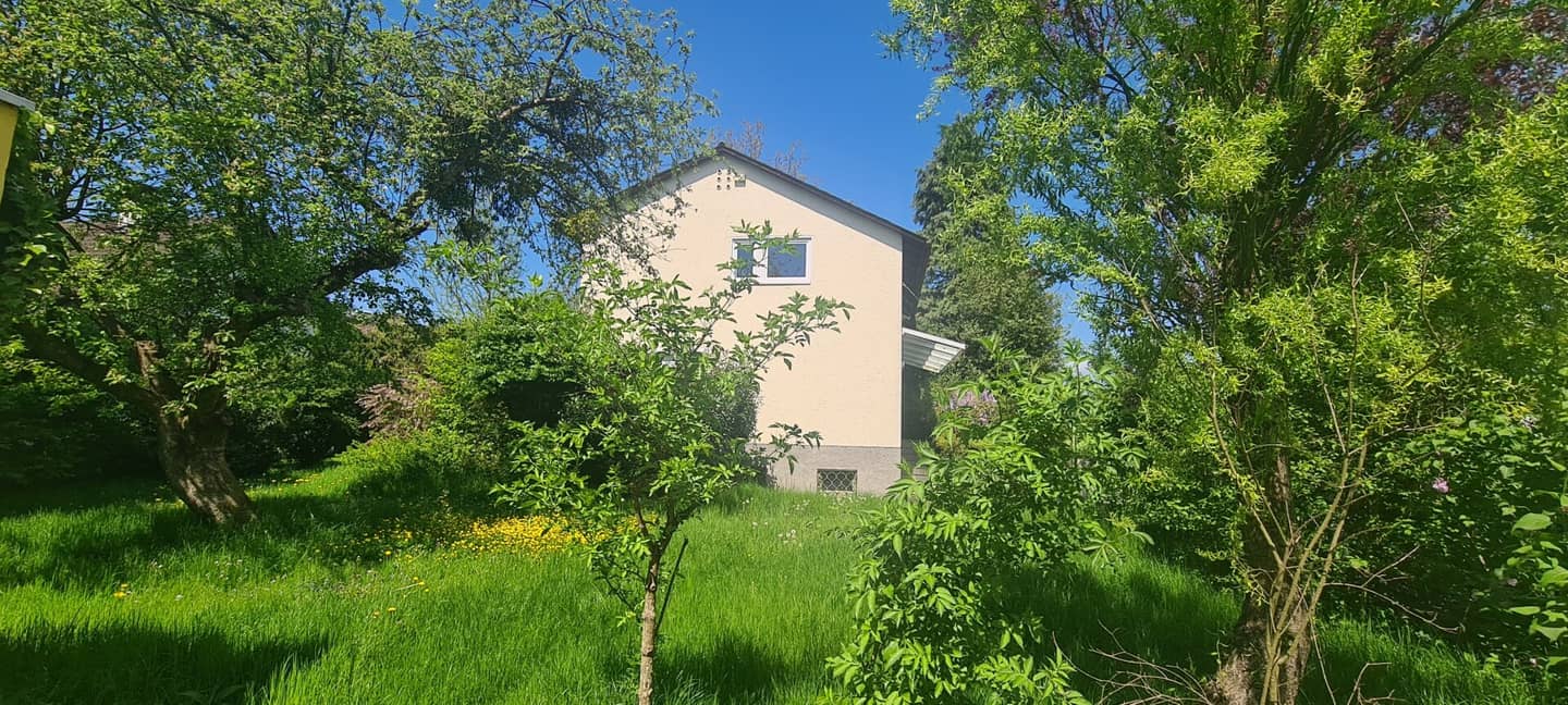 Quiet location Aigen - Dreamlike plot with an existing historic building