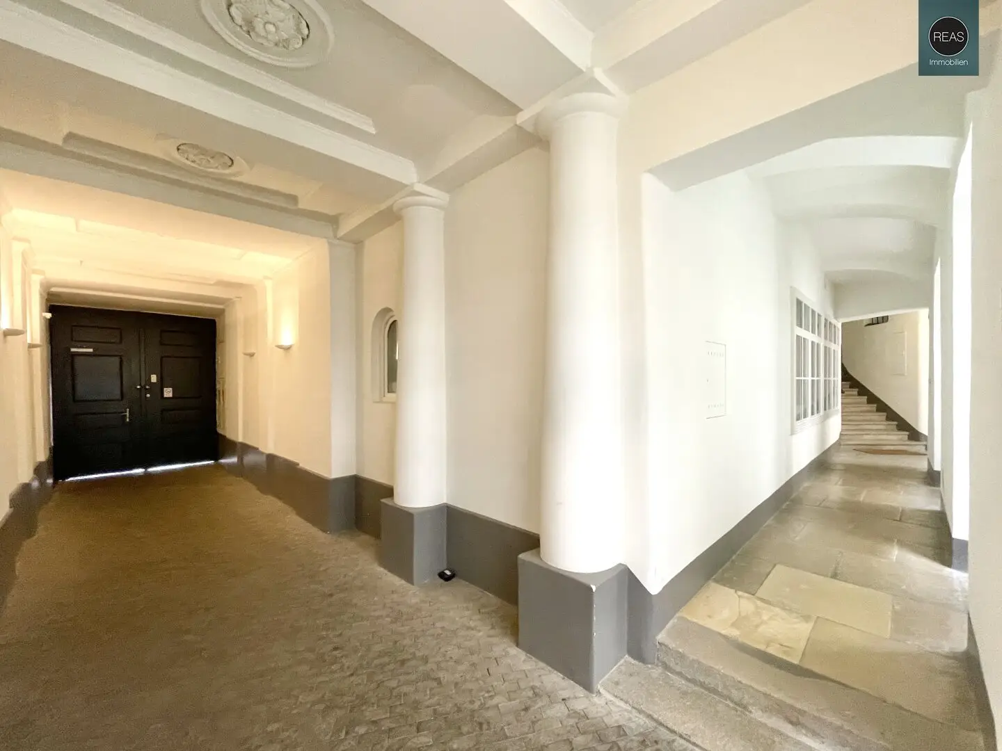 Prachtvoller Altbau in Bestlage nahe Zentrum, mitten im Vierten!