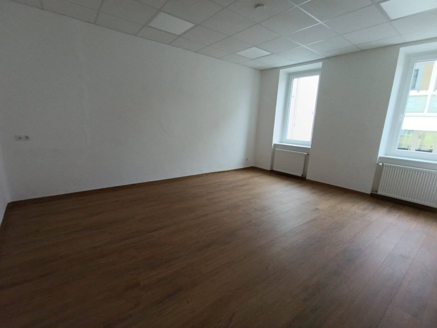 Neuwertig! Büro oder Praxis - flexible Nutzung in zentraler Lage von 3910 Zwettl