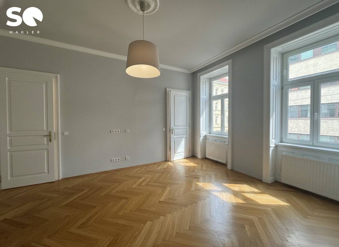 #SQ Near Kutschkermarkt: 3 room old building apartment for sale