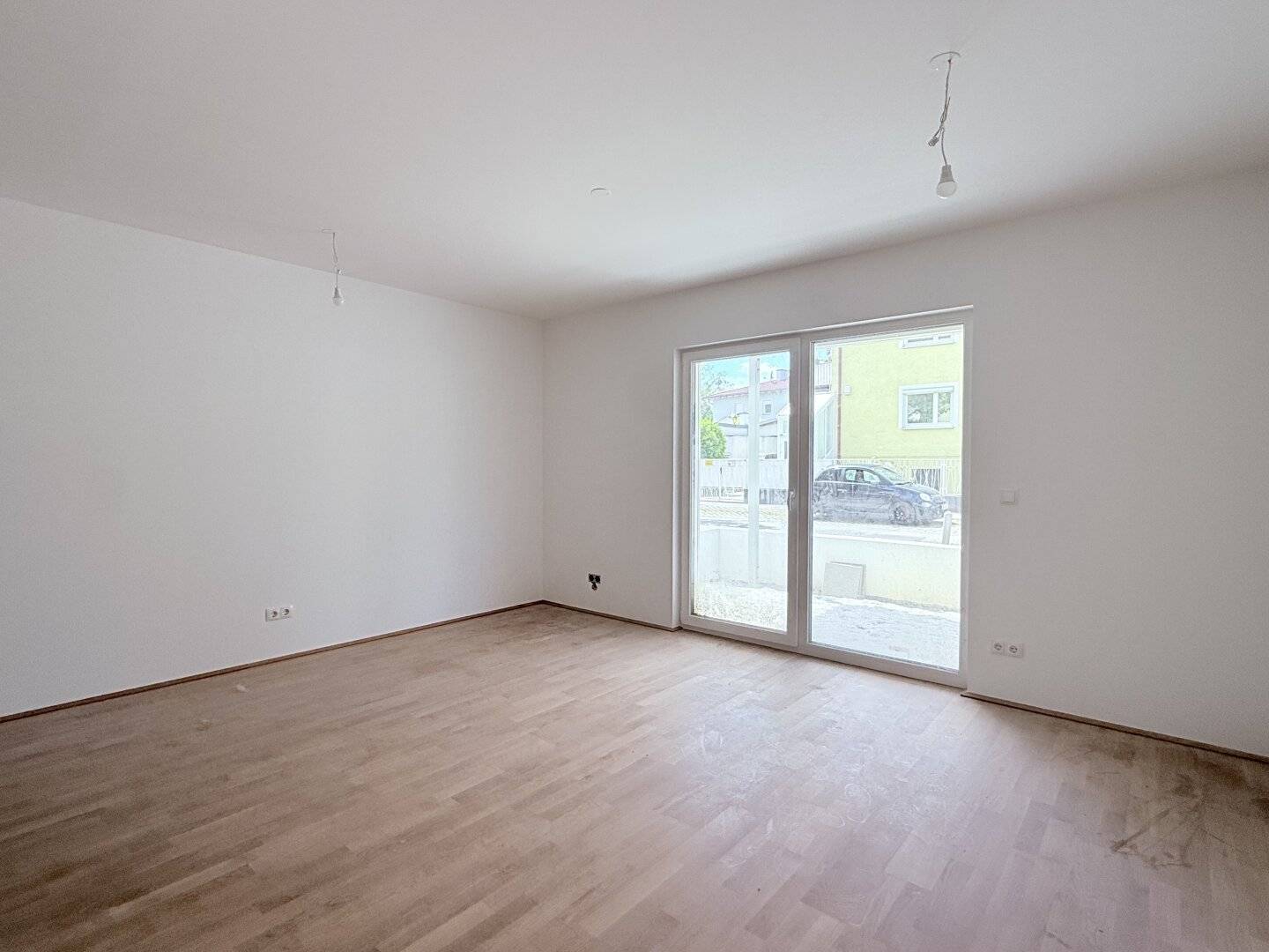 Erstbezug - Provisionsfreie und freifinanzierte Anlegerwohnung! Schöne 3 Zimmerwohnung mit Garten