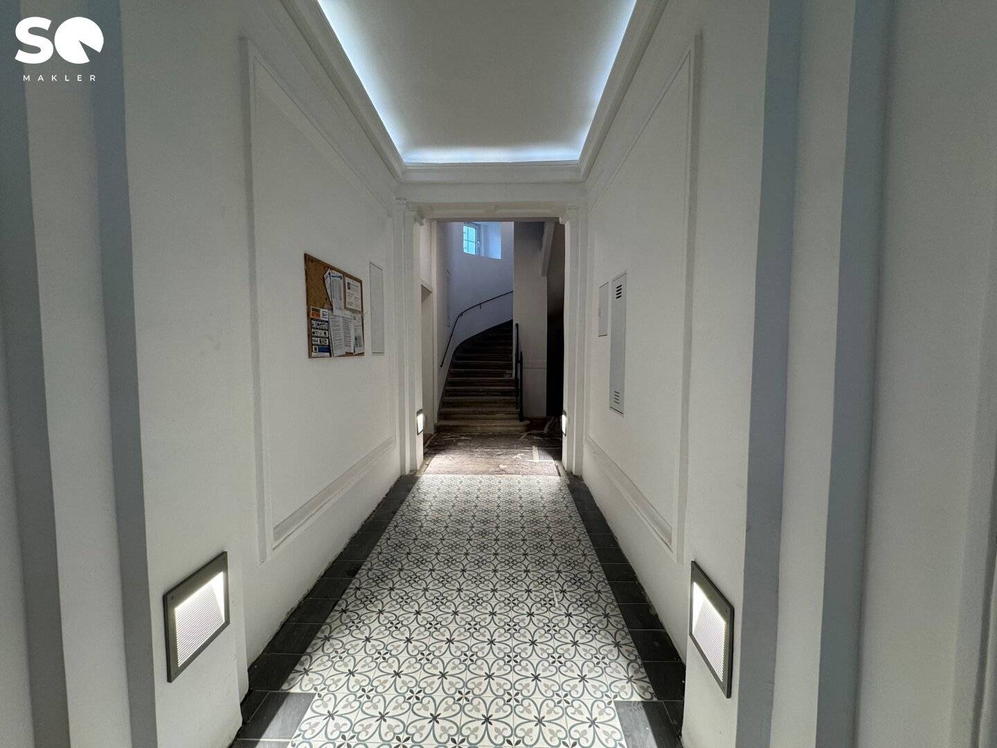 #SQ - Attention investors! Permanently rented 3-room old building apartment in a quiet location