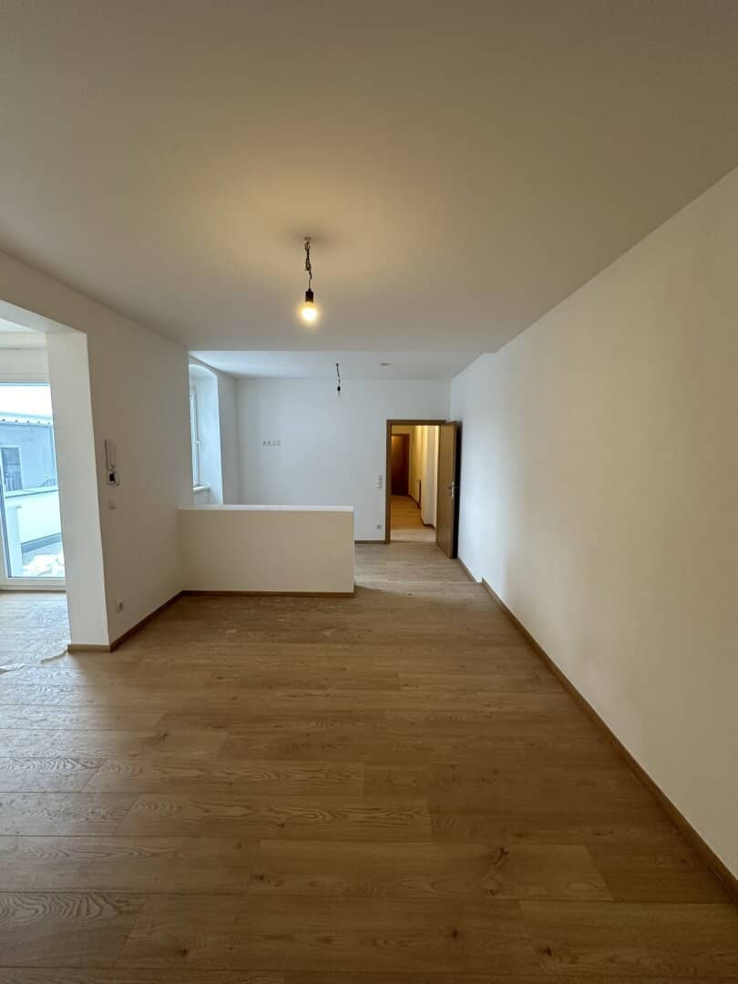 Wohnen & Wohlfühlen: 68m² sanierte Wohnung mit Terrasse