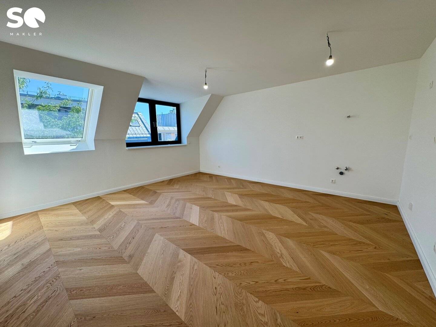 #SQ - ERSTBEZUG: LICHTDURCHFLUTETE 3-ZIMMER-DACHGESCHOSSWOHNUNG NÄHE SCHÖNBRUNN