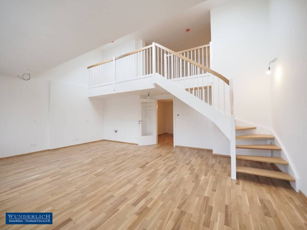 Attic maisonette Top first occupancy