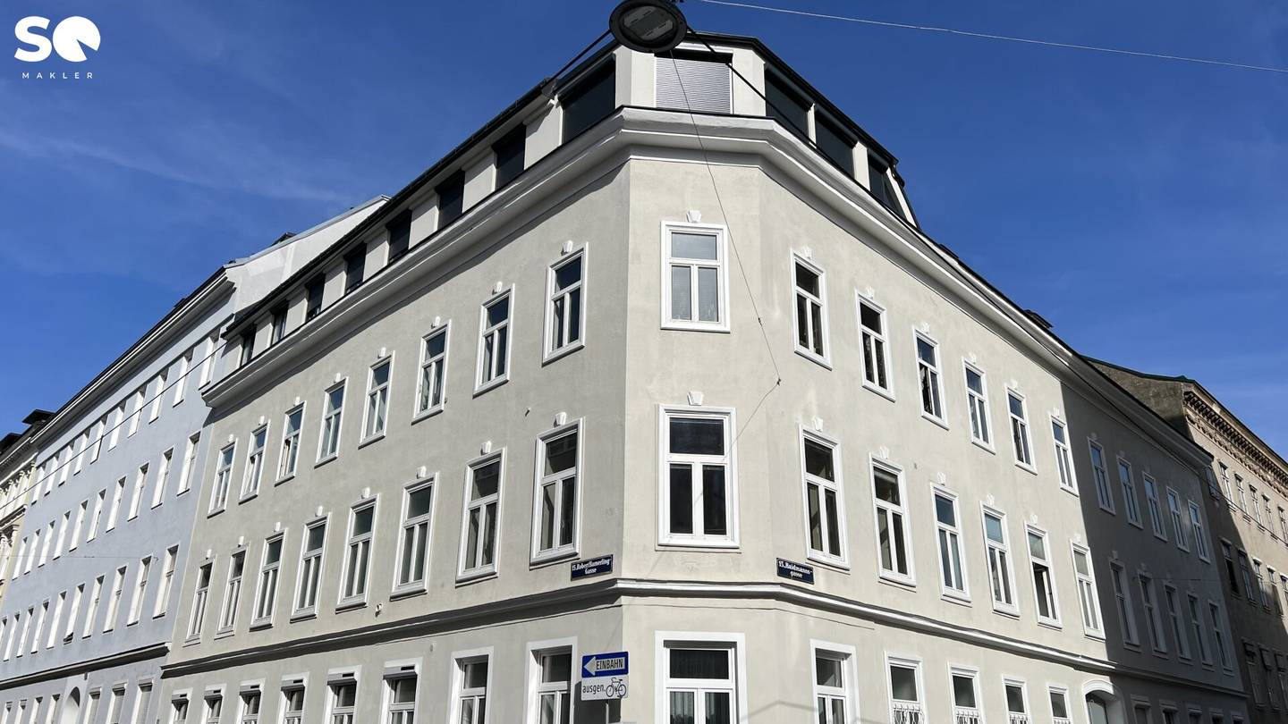 Indefinitely rented old building apartment in top location near Westbahnhof and Mariahilferstraße in Vienna 15th district