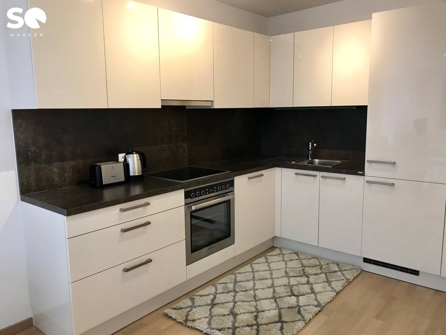 #SQ 3 rooms with approx. 80 m² outdoor space and garage near Schönbrunn