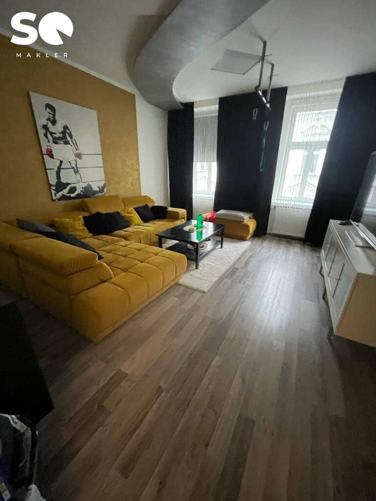 Indefinitely rented old building apartment in a prime location near Westbahnhof and Mariahilferstraße by