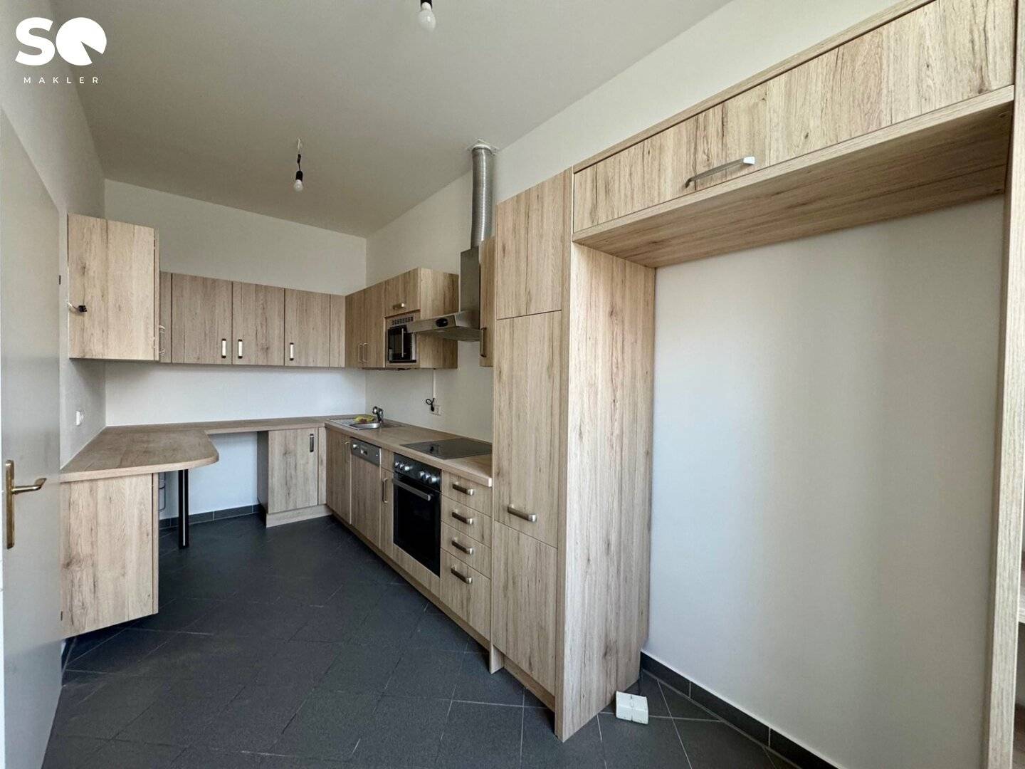 #SQ - Beautiful, Bright 3 Room Apartment Near Meidling Train Station