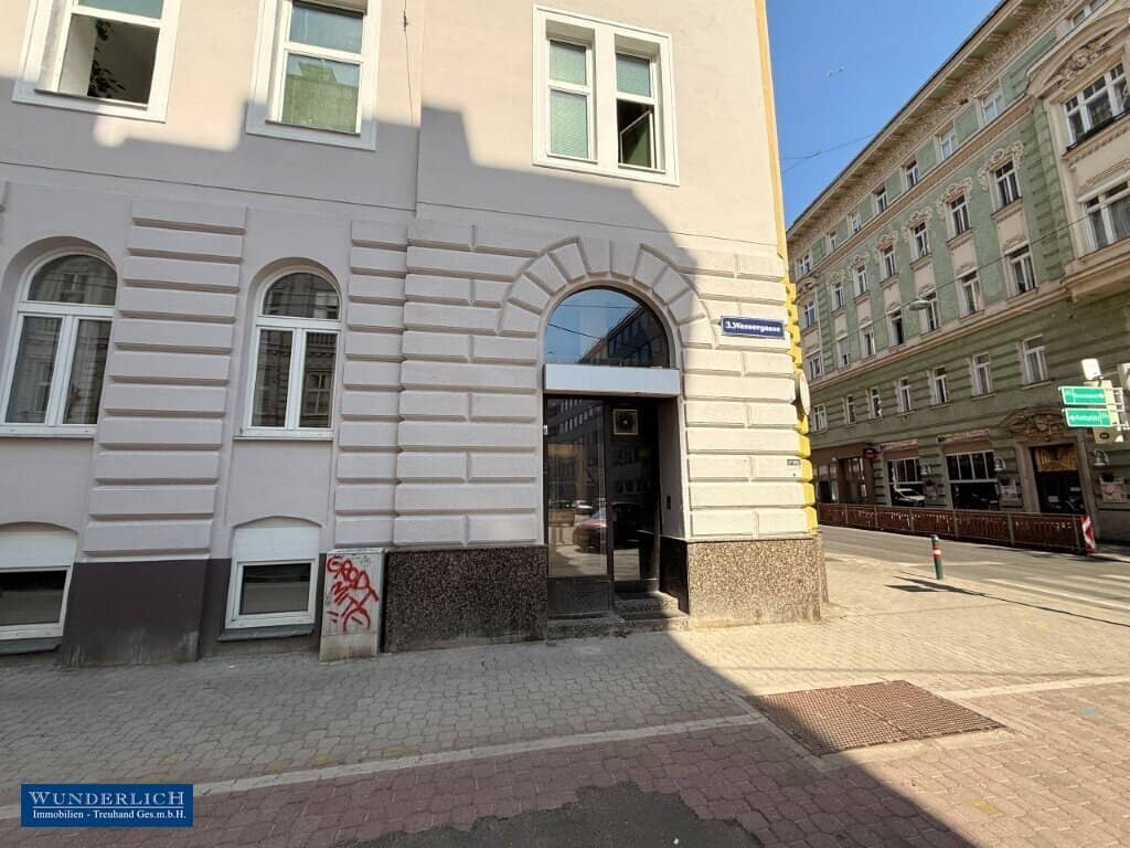 Retail space with large cellar
