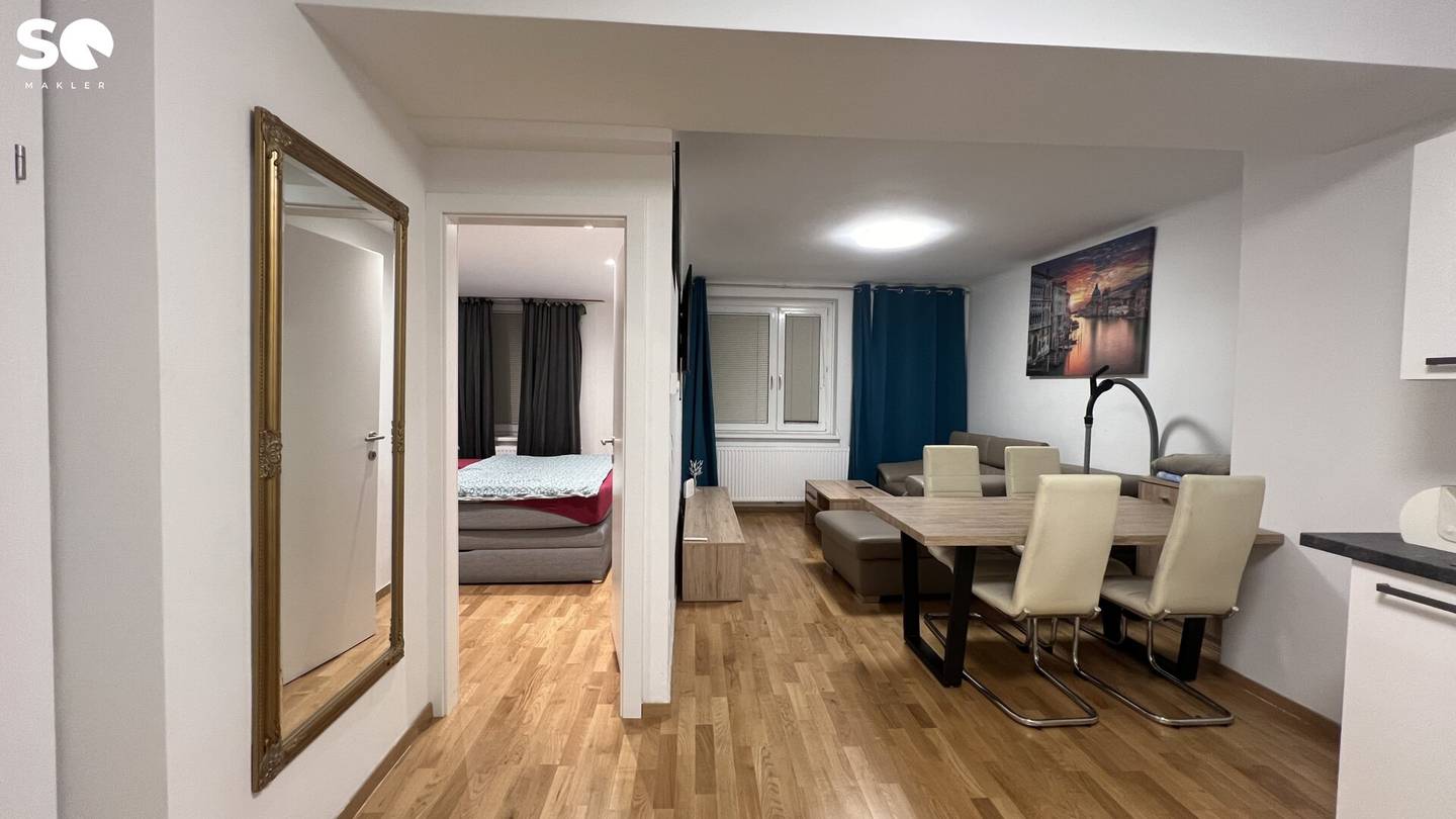 # SQ - Renovated 2 Rooms on the Ground Floor in 1010 WIEN - Tiefer Graben