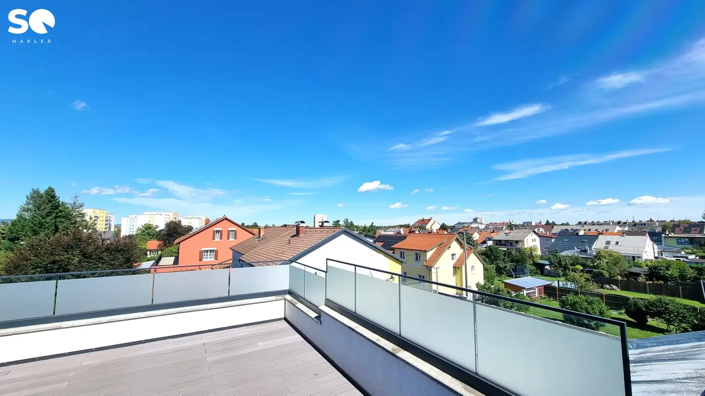 #SQ - WIENER NEUSTADT: EXKLUSIVES WOHNERLEBNIS FÜR FAMILIE, ARBEIT UND MEHR – TRAUMHAUS MIT DACHTERASSE UND FERNBLICK
