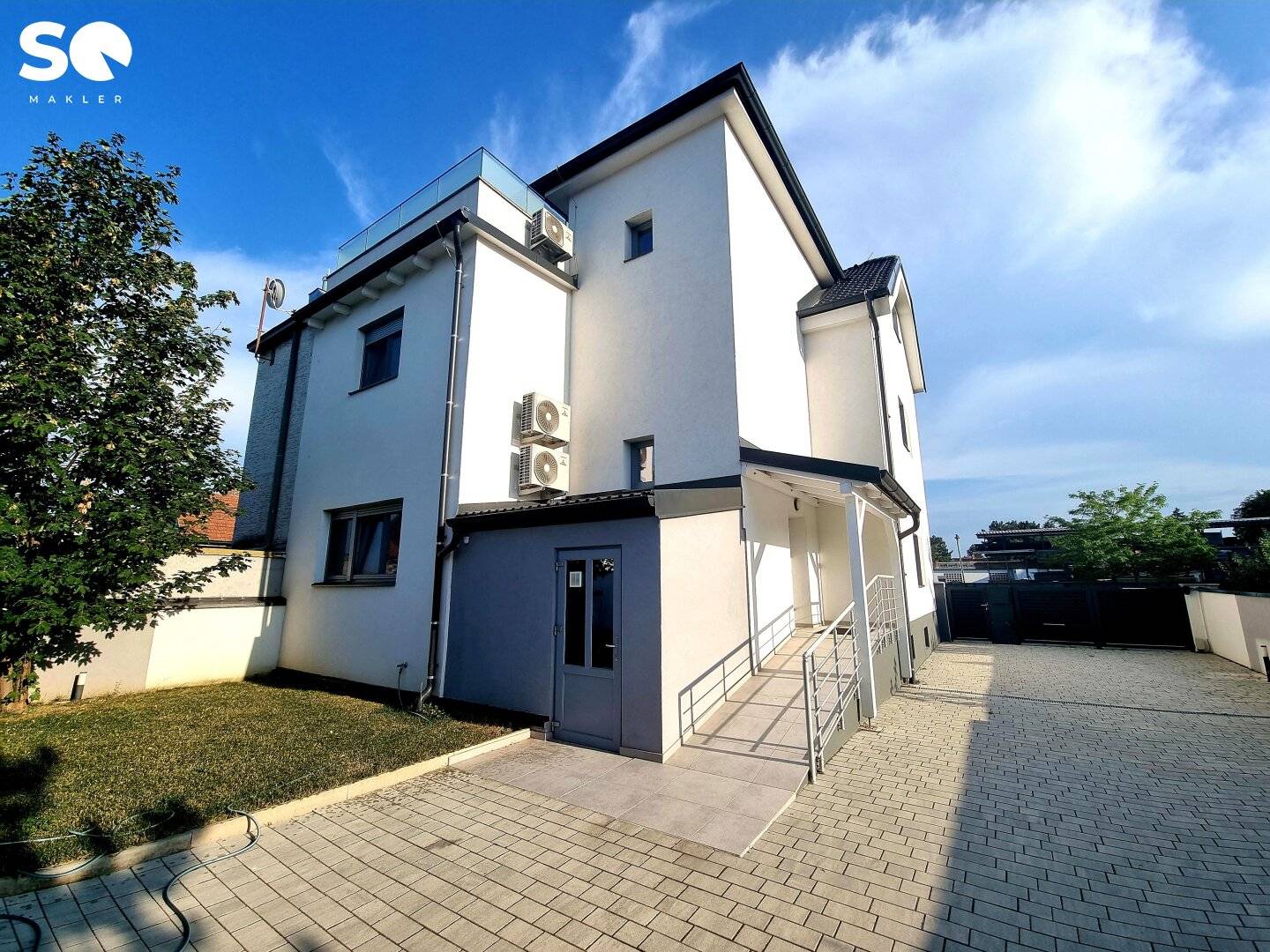#SQ - WIENER NEUSTADT: EXKLUSIVES WOHNERLEBNIS FÜR FAMILIE, ARBEIT UND MEHR – TRAUMHAUS MIT DACHTERASSE UND FERNBLICK