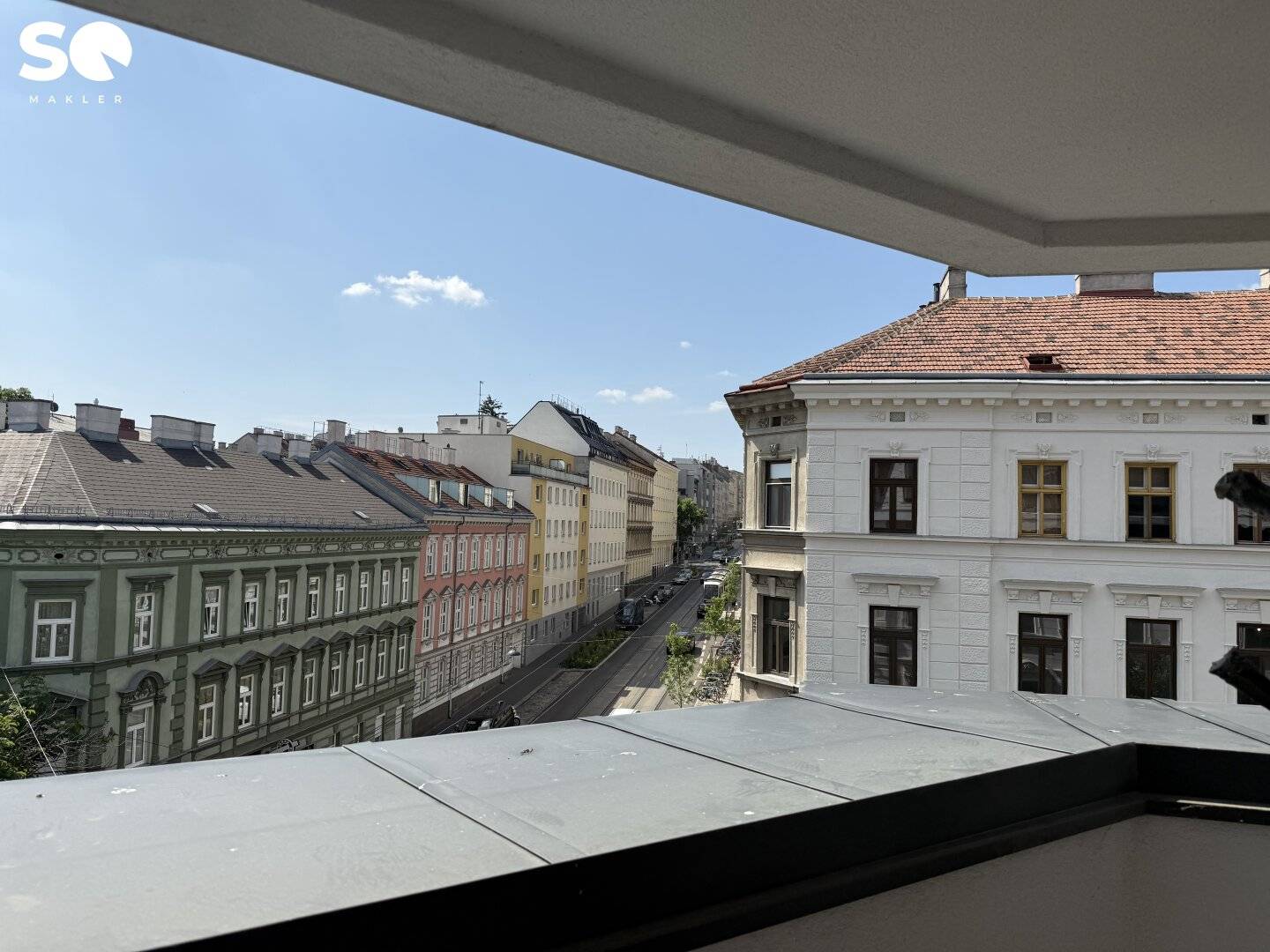 #SQ Zentrale, begehbare Premium-DG-Wohnung in der ruhigen Hasnerstraße, 1160 Wien – alimentiert durch viel Tageslicht und Raumgefühl.