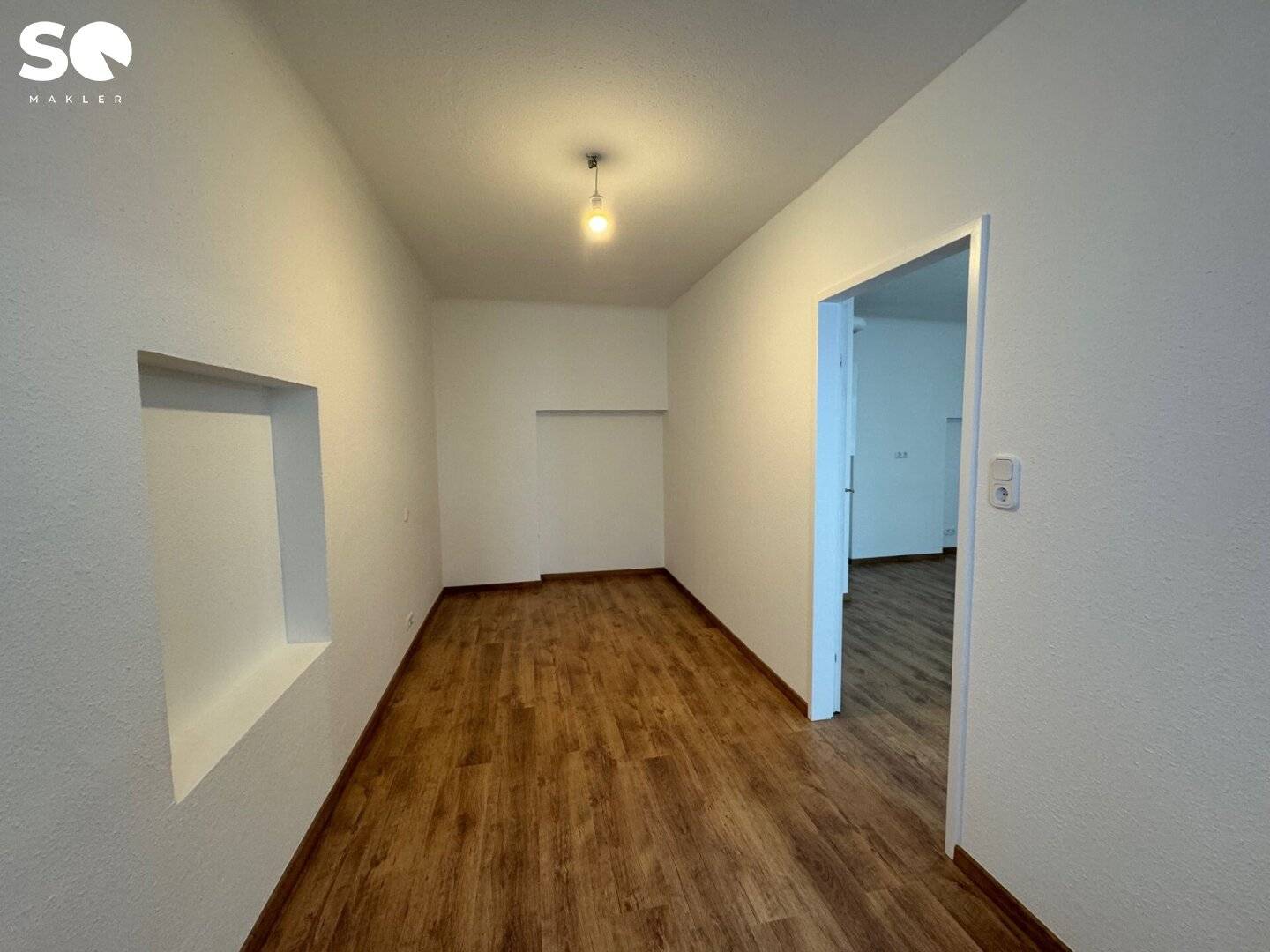 #SQ - ERSTBEZUG IN INNENHOFRUHELAGE: SCHÖNE 2-ZIMMER-WOHNUNG ZU VERKAUFEN!