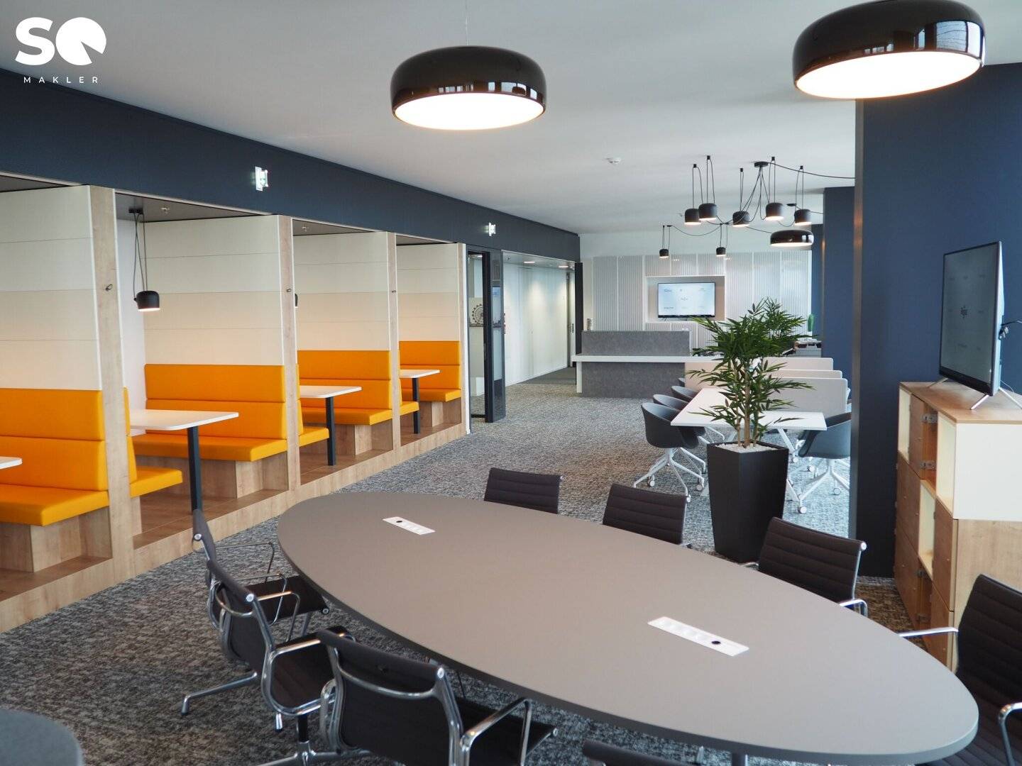 Modern offices in the DC Tower from 12-300 m²? Wait no proper punctuation? I will provide accurate string here.