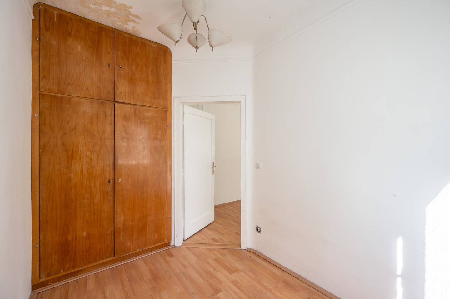 ++Bujatti++ Beautiful 1.5-room new apartment with balcony!