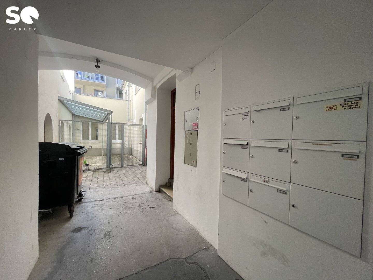 # SQ - 4 % RENDITE – VERMIETETES LOKAL IN BESTLAGE – POTENZIAL ZUR RENDITESTEIGERUNG – FLORIDSDORF AM SPITZ