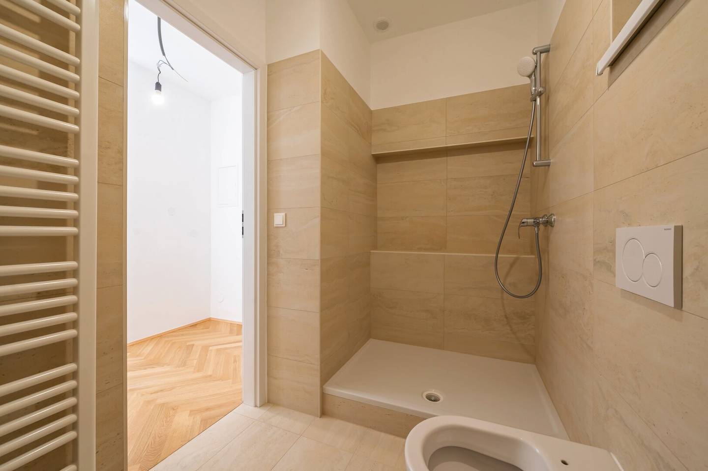 ***NEU***3 Zimmer mit Terrasse Nähe Stadthalle